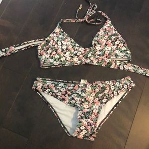 Cupshe flower bikini
